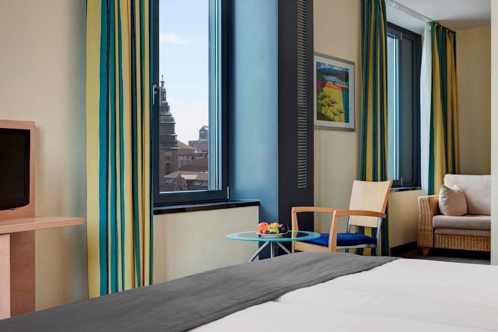 อินเตอร์ซิตี้โฮเทล ฮัมบวร์ค เฮาพท์บานโฮฟ Hotel ฮัมบูร์ก ภายนอก รูปภาพ